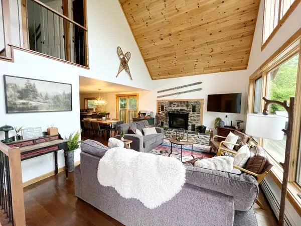 Living fireplace wide