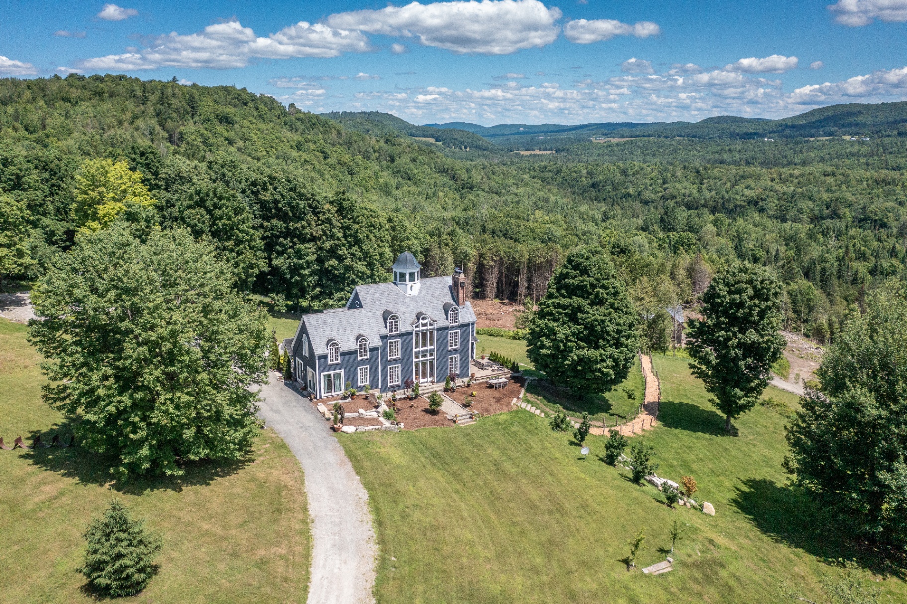 Blue Haven Entire Estate